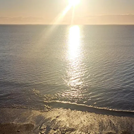 Wood بيت للعطل نيو روس