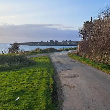 Holiday home Wood New Ross
